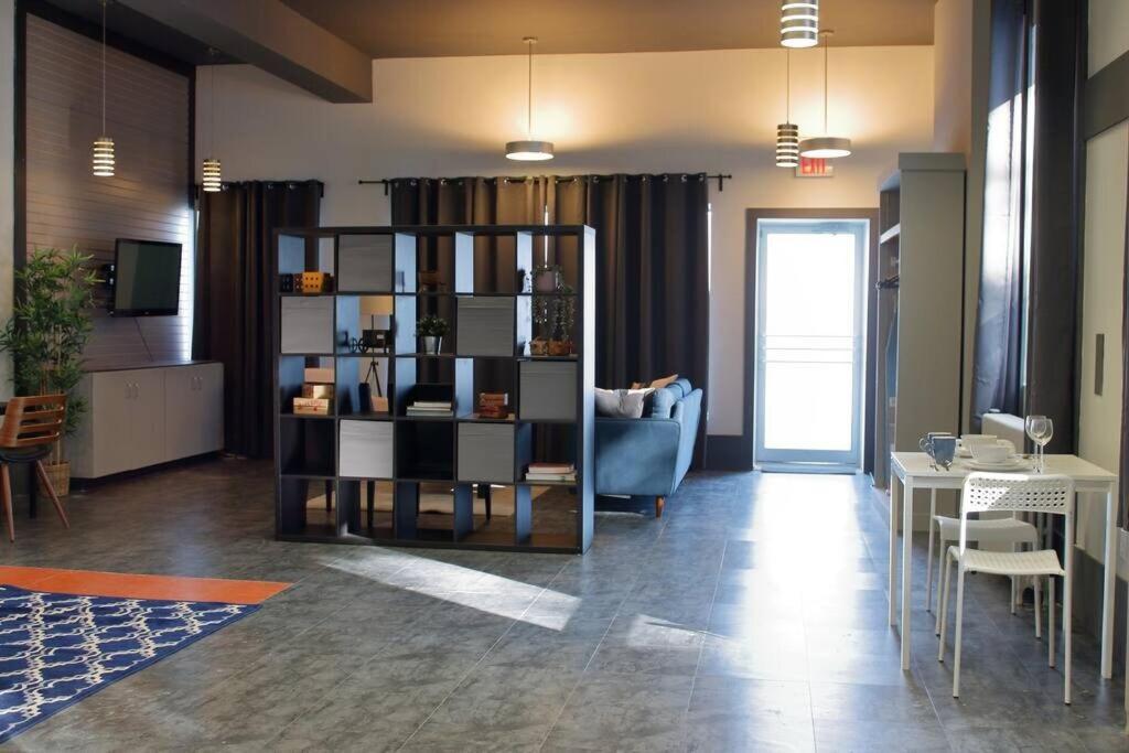 Suite #B, Industrial Styling, Ac Halifax Bagian luar foto