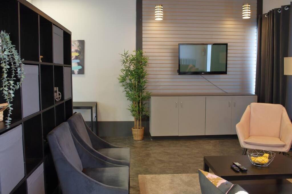 Suite #B, Industrial Styling, Ac Halifax Bagian luar foto